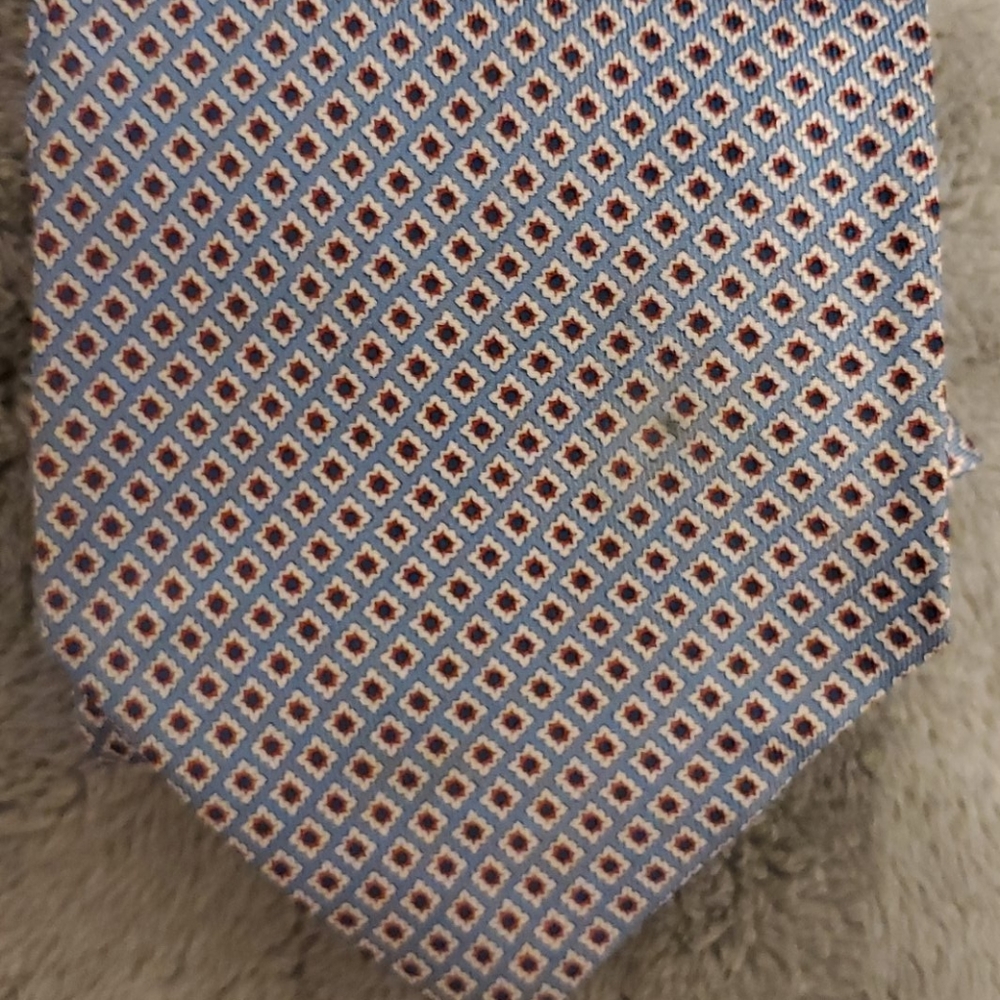 Men's silk tie